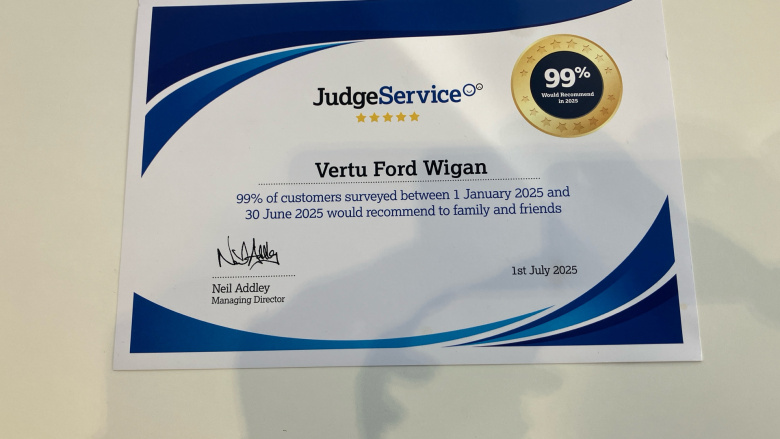 Peugeot 2008 1.2 PureTech Allure 5dr Petrol Estate